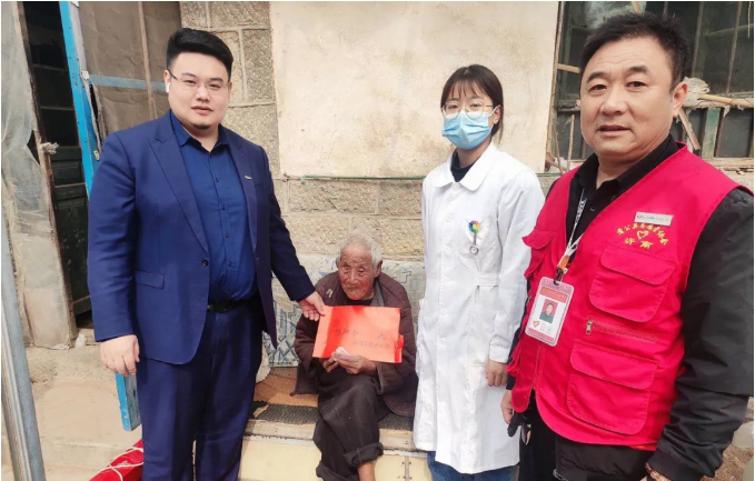 愛在重陽節(jié)，慰問暖人心