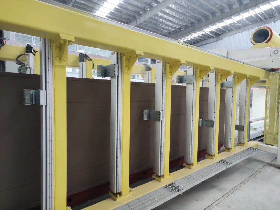 踐行“綠色責(zé)任”，共創(chuàng)生態(tài)工廠 | 東岳機(jī)械熱烈祝賀江西魯麗木業(yè)項(xiàng)目順利投產(chǎn)