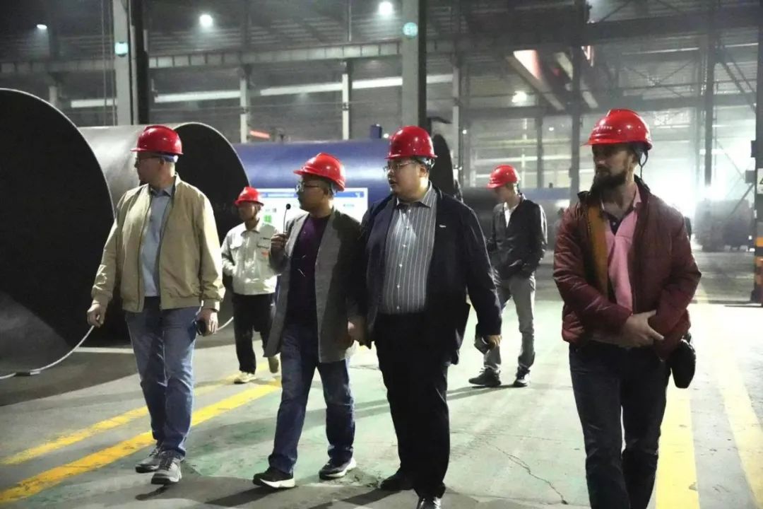 熱烈歡迎俄羅斯AAC協(xié)會會長Gleb Grinfeld一行來訪東岳機(jī)械 熱烈歡迎俄羅斯AAC協(xié)會會長Gleb Grinfeld一行來訪東岳機(jī)械